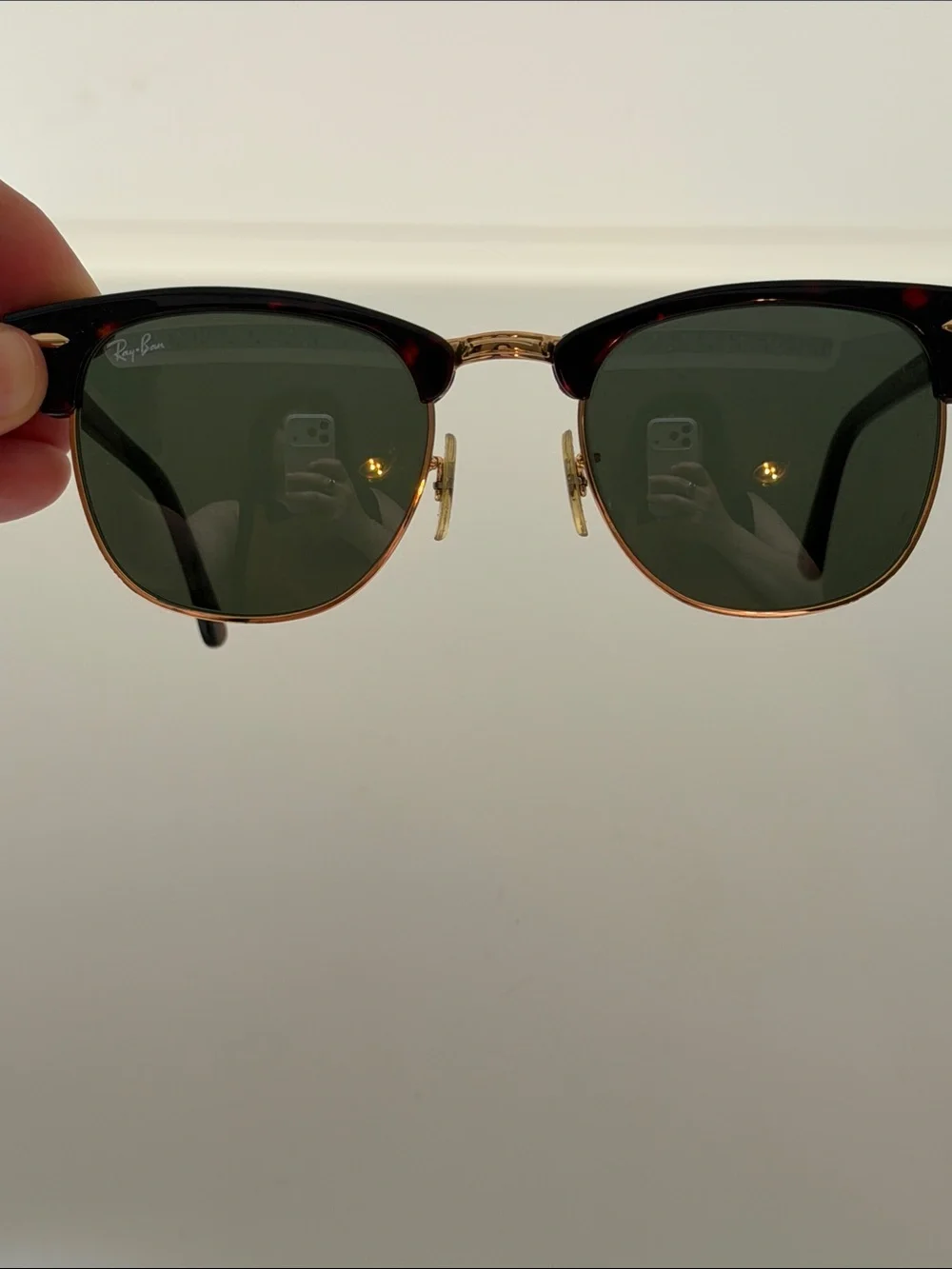 Ray-Ban Clubmaster Classic RB3016 W0365 Black/Gold Sunglasses 51mm